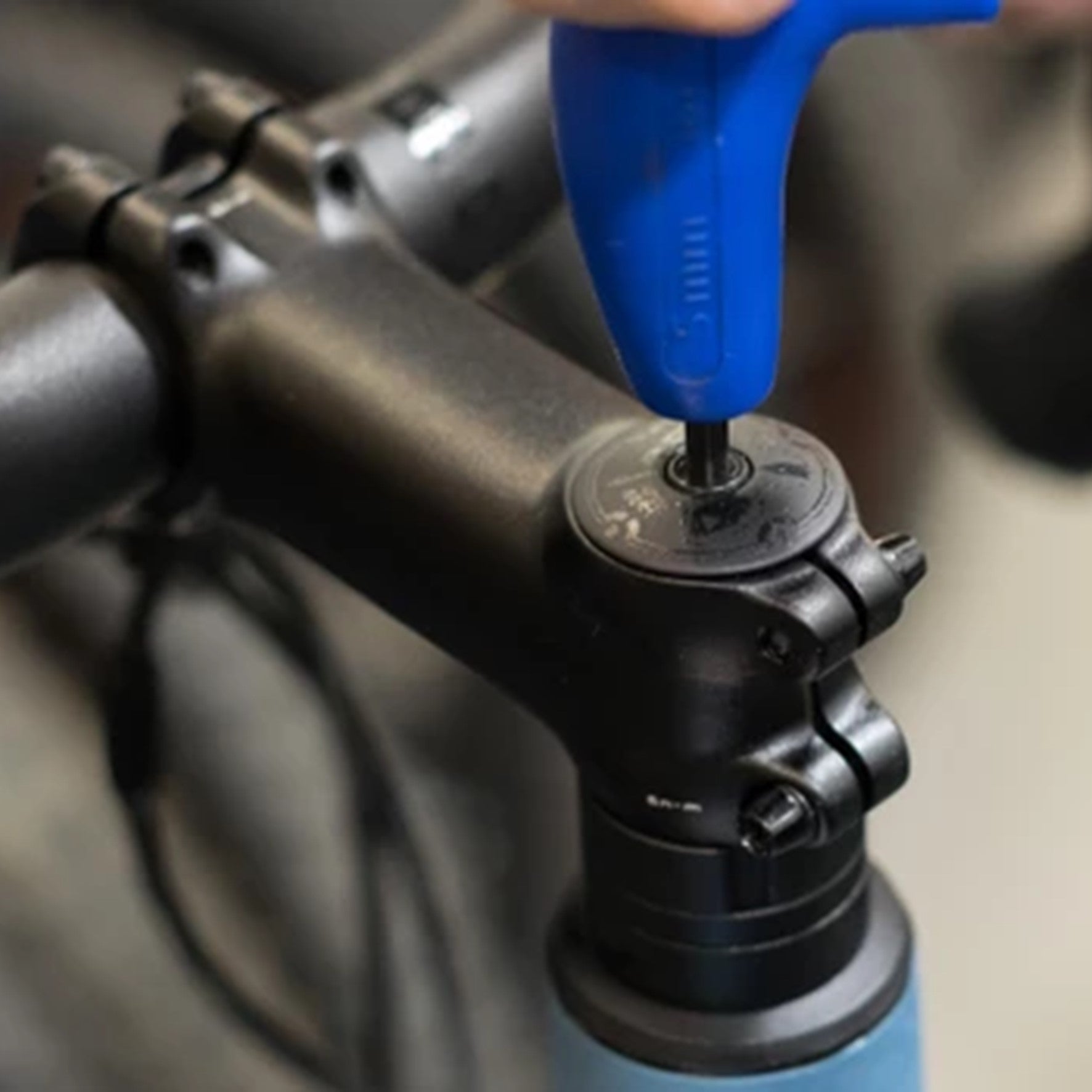 3T Headset Top Cap & Stainless Steel Bolt (1 1/8 3T Headset Top Cap & Stainless Steel Bolt (1 1/8